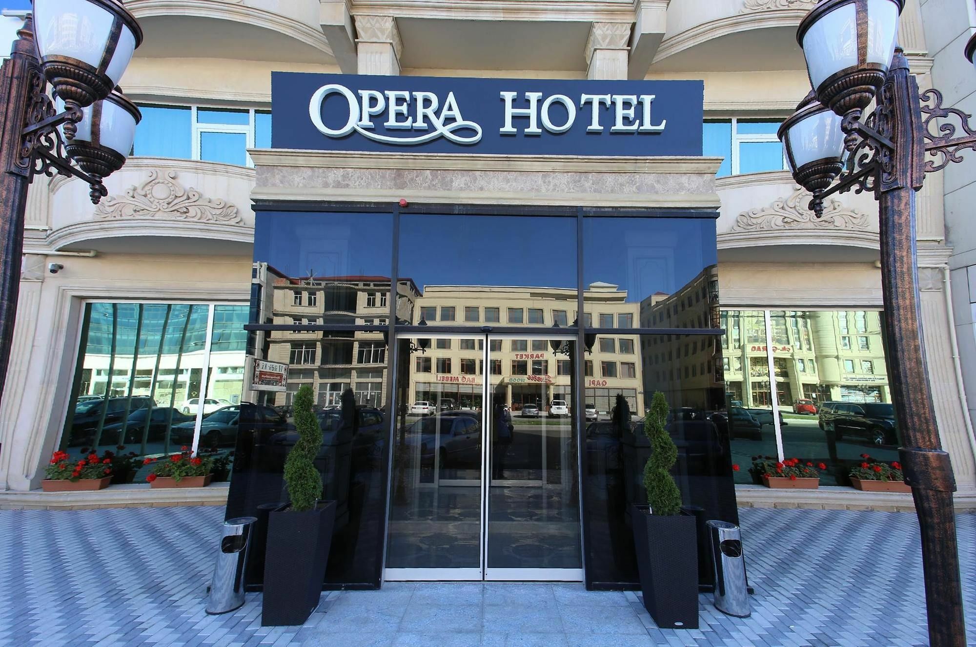 Opera Hotel Baku Exteriör bild